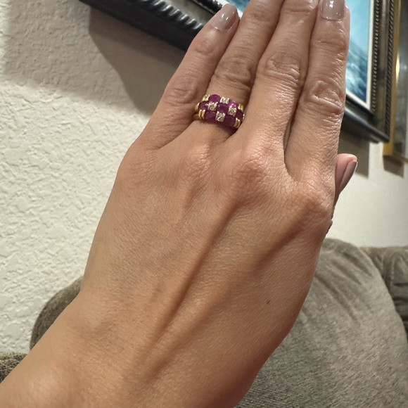 Sold! Stunning 2.5CT Natural Ruby & Diamonds Ring 18K YG Size 5.5, 5.1 grams - Picture 13 of 17